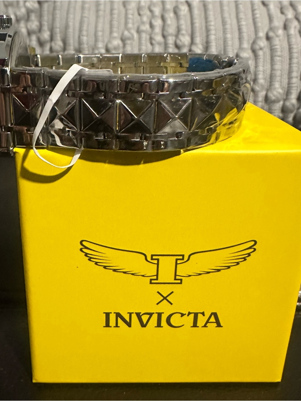 Invicta Specialty Model 69027 - Picture 5 of 7